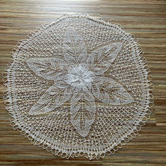 Hand Knit Lace Flower Star Round Tablecloth Vintage White Delicate Doily 42" - Picture 4 of 4